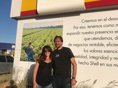 En el stand de Shell (Expoagro 2018) con el Arquitecto Carlos Marinic, socio en Artek Chile y socio en proyectos internacionales.